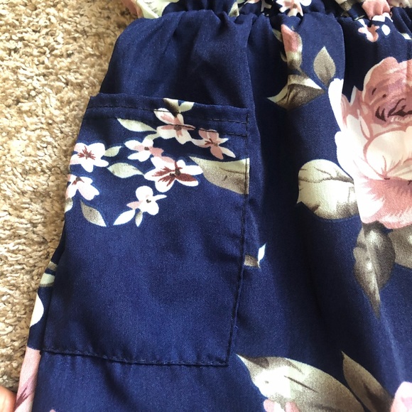 Floral Romper - Picture 4 of 5